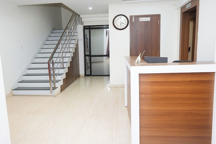 Imagen de los interiores del Hotel Shubhshree. Foto 10