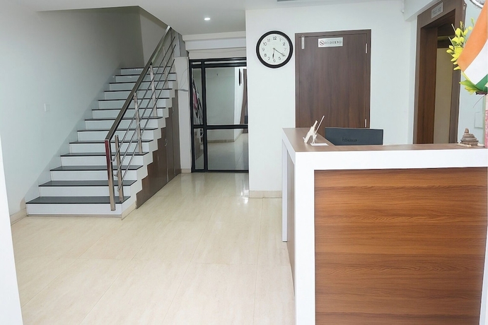 Imagen de los interiores del Hotel Shubhshree. Foto 12