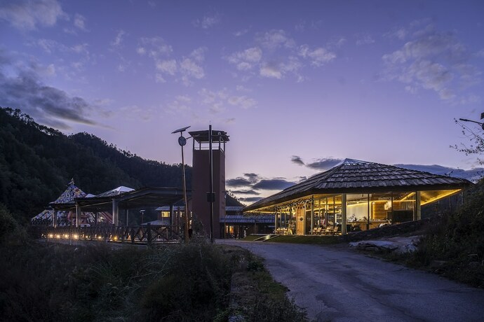 Imagen general del Hotel Shujiawuxiangluoguqingtubuminsu. Foto 9