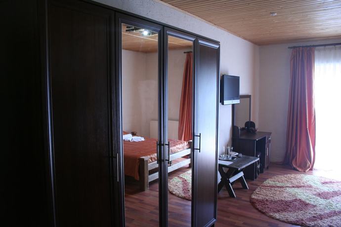 Imagen de la habitación del Hotel Shulc. Foto 4