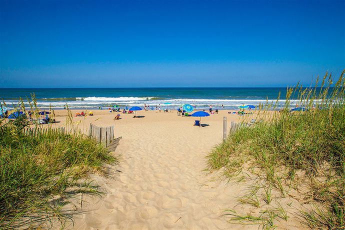 Imagen de los exteriores del Hotel Shutters On The Banks. Foto 10