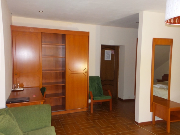 Imagen de los interiores del Hotel Shuvaloff. Foto 17