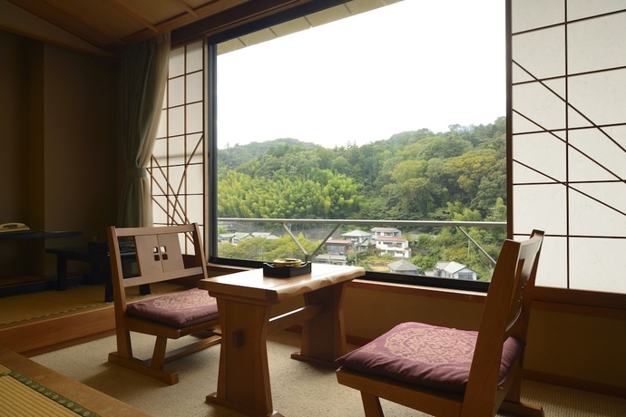 Imagen de la habitación del Hotel Shuzenji Onsen Katsuragawa. Foto 9
