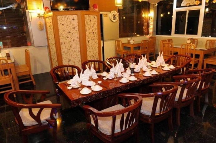 Imagen del bar/restaurante del Hotel Shwe Kyun. Foto 5