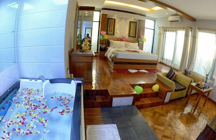 Imagen general del Hotel Shwe Taung Tan Lake View. Foto 13