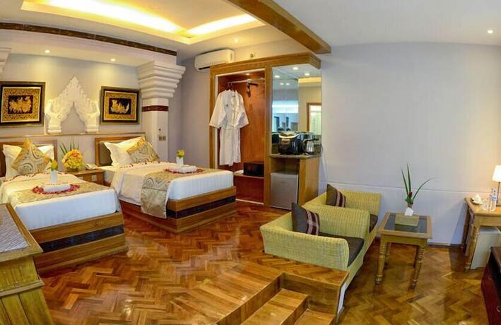 Imagen general del Hotel Shwe Taung Tan Lake View. Foto 14