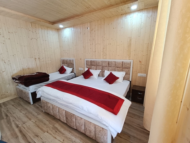 Imagen de la habitación del Hotel Shwetambara. Foto 7
