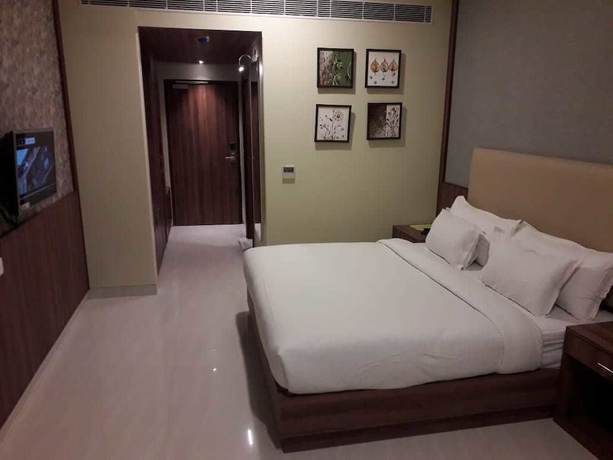 Imagen de la habitación del Hotel Shyam. Foto 9