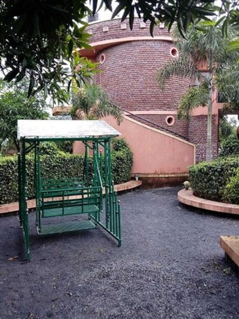 Imagen general del Hotel Shyam Farm House and Resort. Foto 2