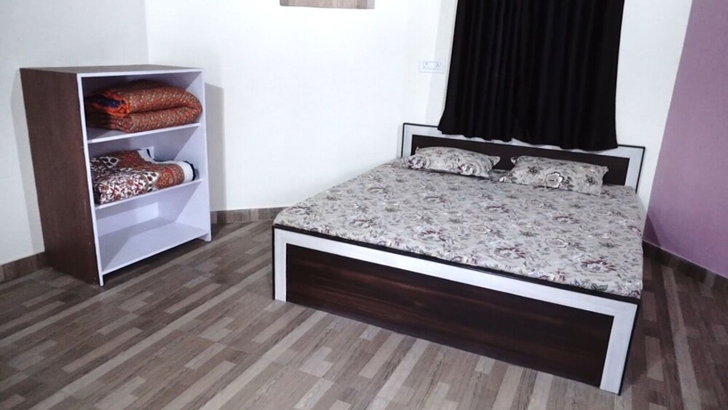 Imagen de la habitación del Hotel Shyam Luxurious Huts and Guest House. Foto 5