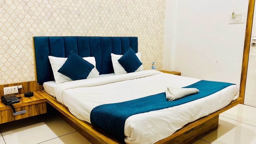 Imagen de la habitación del Hotel Shyam Palace, Sanwer. Foto 9