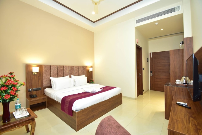 Imagen de la habitación del Hotel Shyamleela. Foto 9