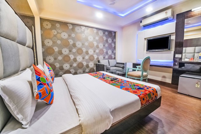 Imagen de la habitación del Hotel Shyampuriya Palace. Foto 2