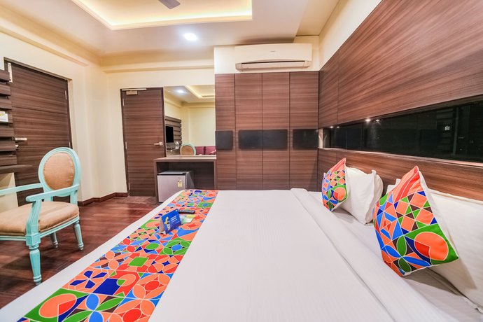 Imagen de la habitación del Hotel Shyampuriya Palace. Foto 5