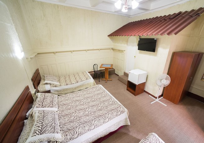 Imagen de la habitación del Hotel Si. Foto 7