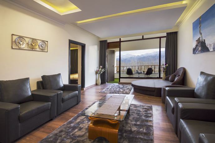Imagen de la habitación del Hotel Sia Residency. Foto 4