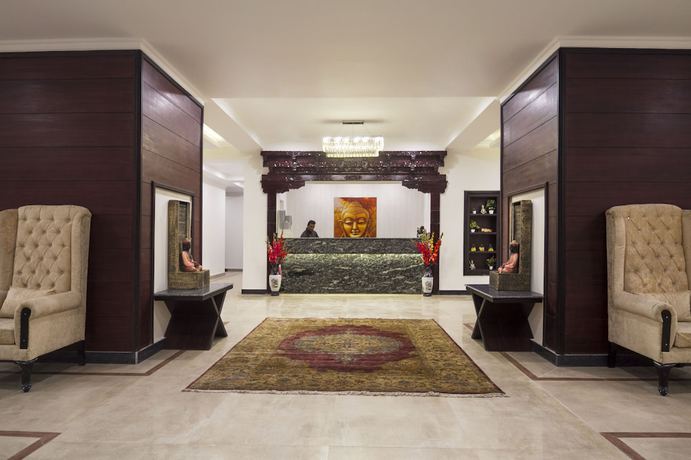 Imagen de los interiores del Hotel Sia Residency. Foto 13