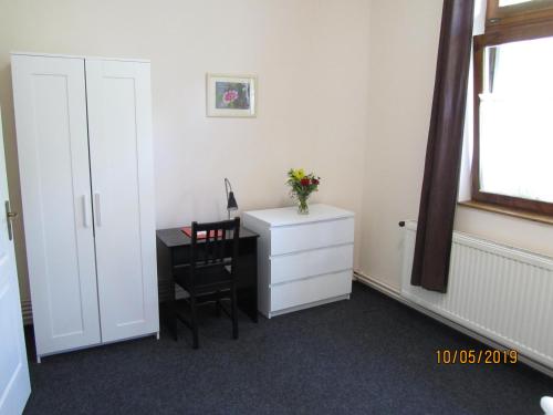 Imagen de la habitación del Hotel S&iacute;kfők&uacute;t. Foto 10