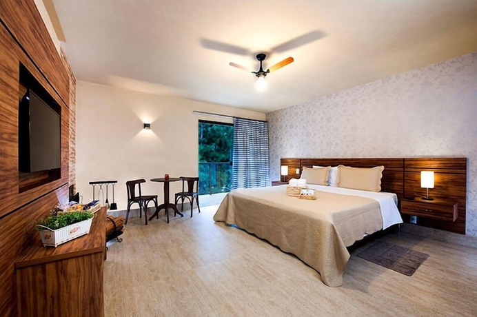 Imagen de la habitación del Hotel S&iacute;tio dos Lagos. Foto 4