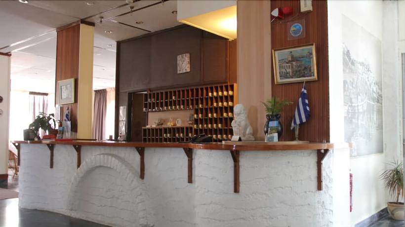 Imagen de los interiores del Hotel Siagas Beach. Foto 16