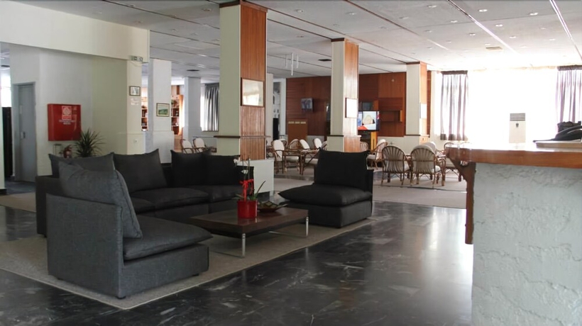 Imagen de los interiores del Hotel Siagas Beach. Foto 17