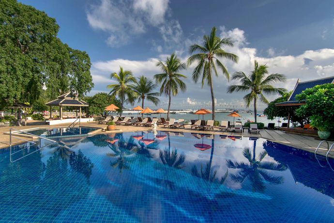 Imagen de la piscina del Hotel Siam Bayshore Resort Pattaya. Foto 13