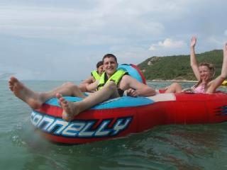 Imagen general del Hotel Siam Court Bang Saray. Foto 13