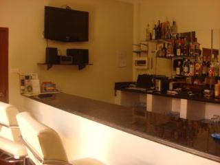 Imagen general del Hotel Siam Court Bang Saray. Foto 28