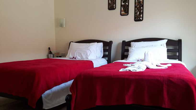 Imagen de la habitación del Hotel Siam Court. Foto 5