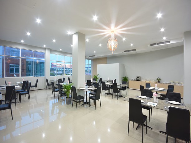 Imagen del bar/restaurante del Hotel Siam Golden Place Suvarnabhumi. Foto 10