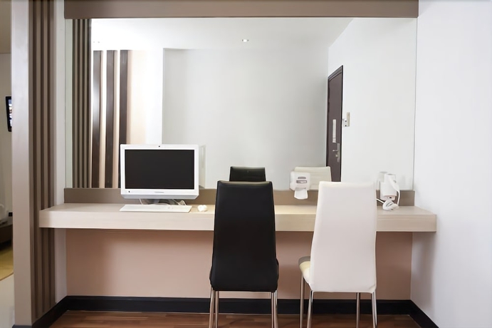 Imagen de la habitación del Hotel Siam Grand. Foto 14