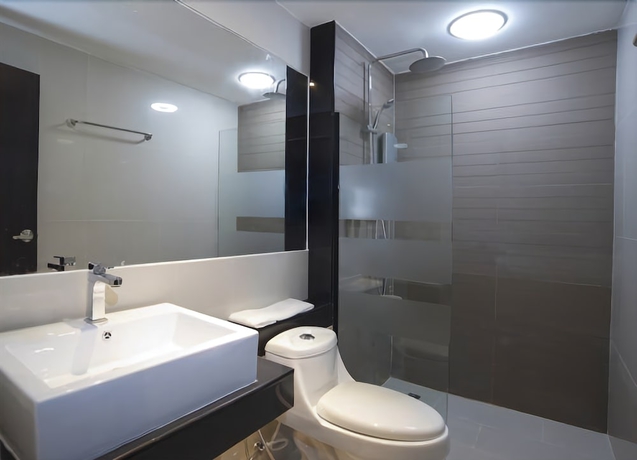 Imagen de la habitación del Hotel Siam Grand. Foto 15