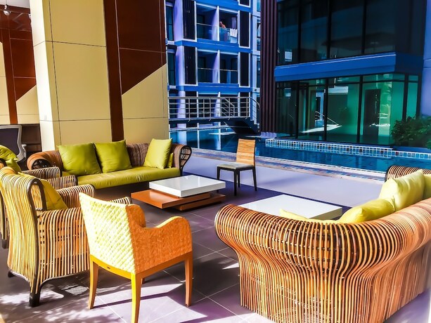Imagen de los interiores del Hotel Siam Oriantal Tropical Garden By Parikal. Foto 16
