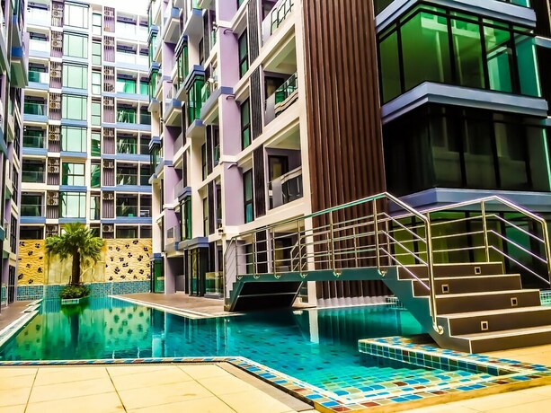 Imagen de la piscina del Hotel Siam Oriantal Tropical Garden By Parikal. Foto 18