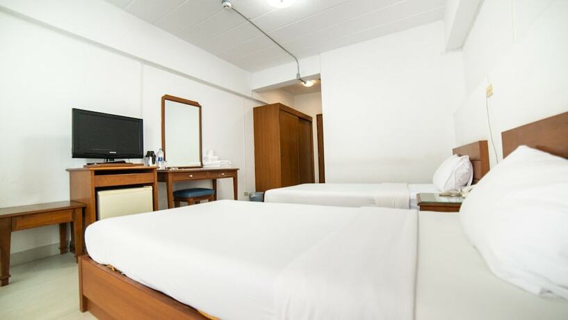 Imagen de la habitación del Hotel Siam Palace. Foto 20