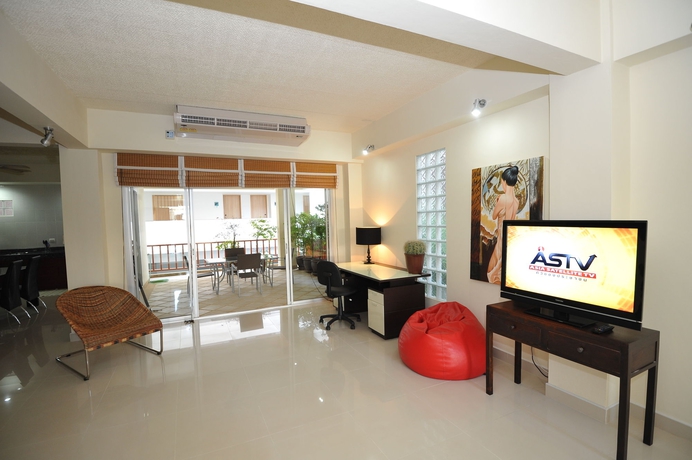 Imagen de los interiores del Hotel Siam Palm Residence. Foto 15