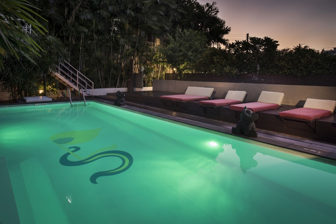 Imagen de la piscina del Hotel Siam Piman. Foto 15