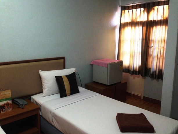 Imagen de la habitación del Hotel Siam Star. Foto 11