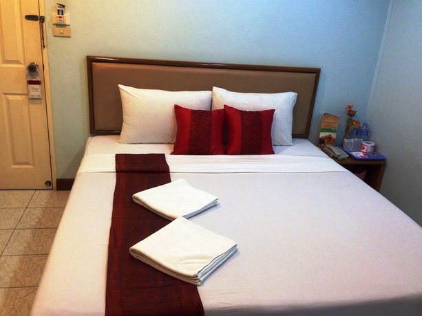 Imagen de la habitación del Hotel Siam Star. Foto 13