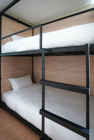 Imagen de la habitación del Hotel Siam Subway Hostel and Café. Foto 14