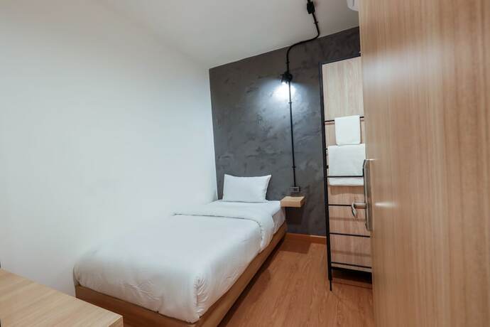 Imagen de la habitación del Hotel Siam Subway Hostel and Café. Foto 18