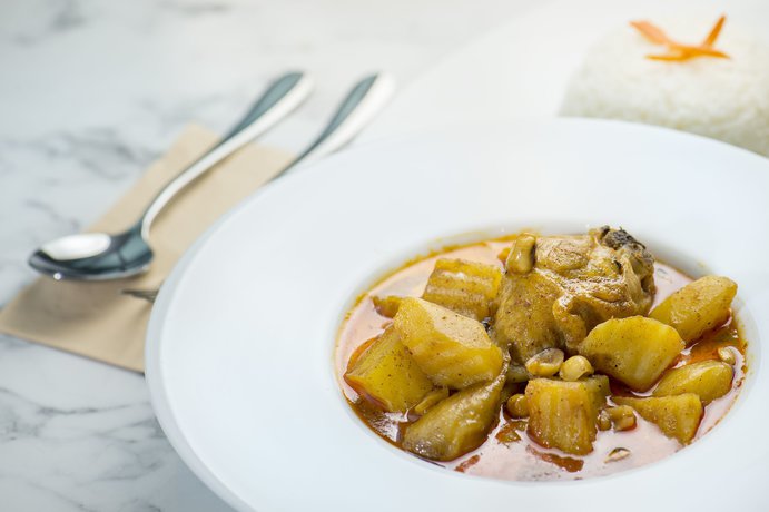 Imagen del bar/restaurante del Hotel Siam Tharadol. Foto 3