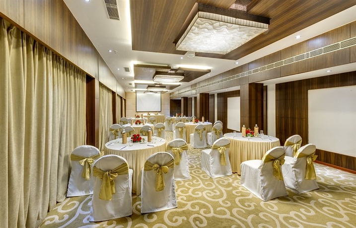 Imagen de los interiores del Hotel Siamton Inn - A Cygnett Collection. Foto 7