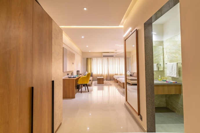 Imagen de la habitación del Hotel Siara Styles Amba Suites. Foto 11