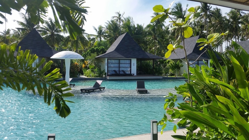 Imagen de la piscina del Hotel Siargao Bleu Resort and Spa. Foto 15