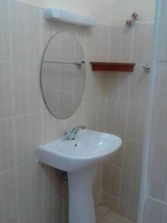 Imagen de la habitación del Hotel Siaya Summit. Foto 7