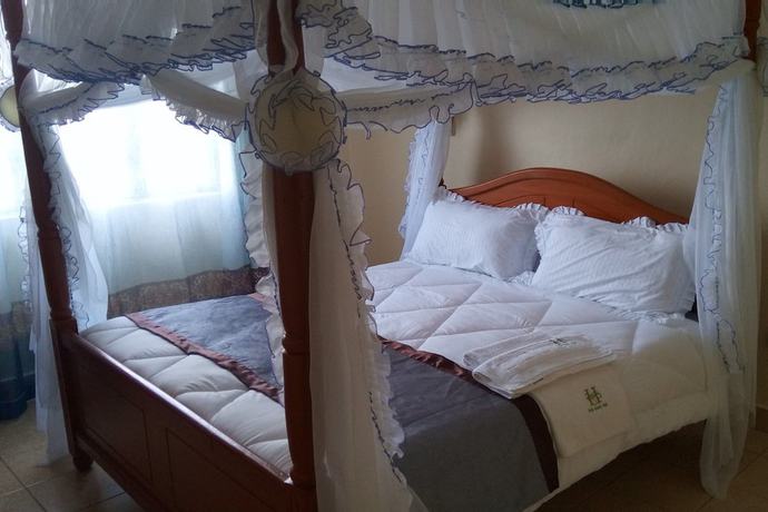 Imagen de la habitación del Hotel Siaya Summit. Foto 10
