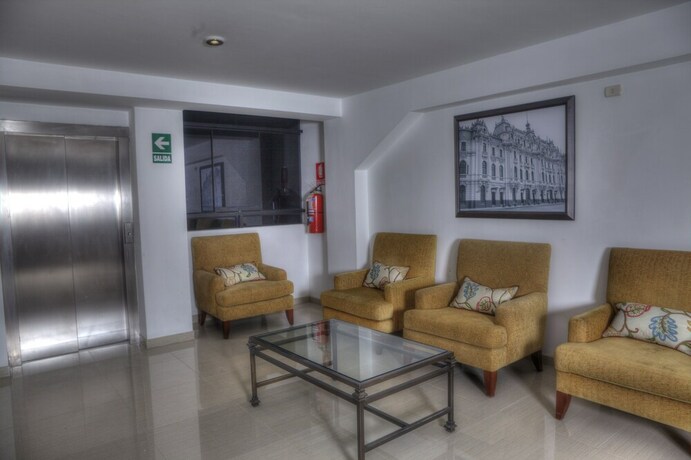 Imagen de los interiores del Hotel Siball. Foto 39