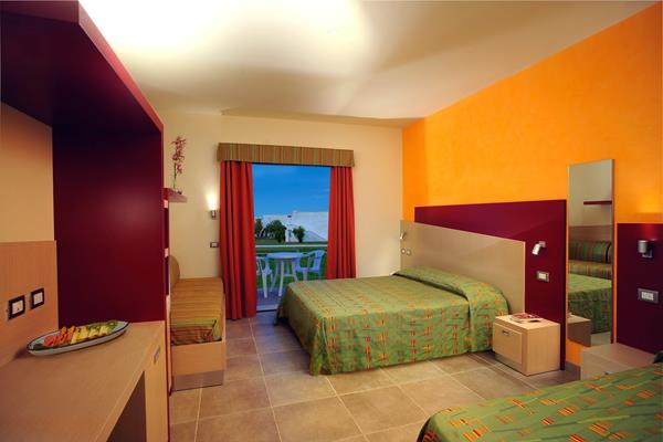 Imagen de la habitación del Hotel Sibari Green Village. Foto 5