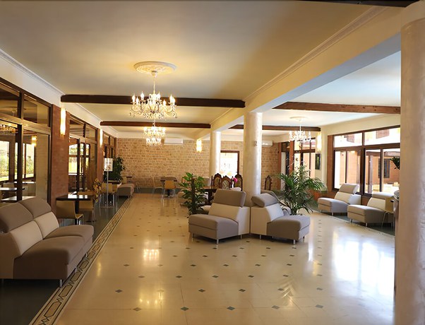 Imagen de los interiores del Hotel Sibari Resort 4 stelle. Foto 19